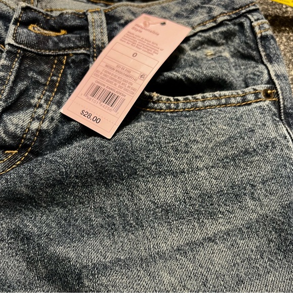 NWT Wild Fable Women's Low Rise Boot Cut- Medium Wash Size 0 - Picture 10 of 14